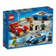 thumbnail image 3 of Set LEGO City Policía Arresto en la Autopista 60242, 3 of 4