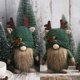 thumbnail image 4 of Elfo de Navidad Decoración de ventana Sombrero de asta de punto Regalos de Año Nuevo (Verde), 4 of 5