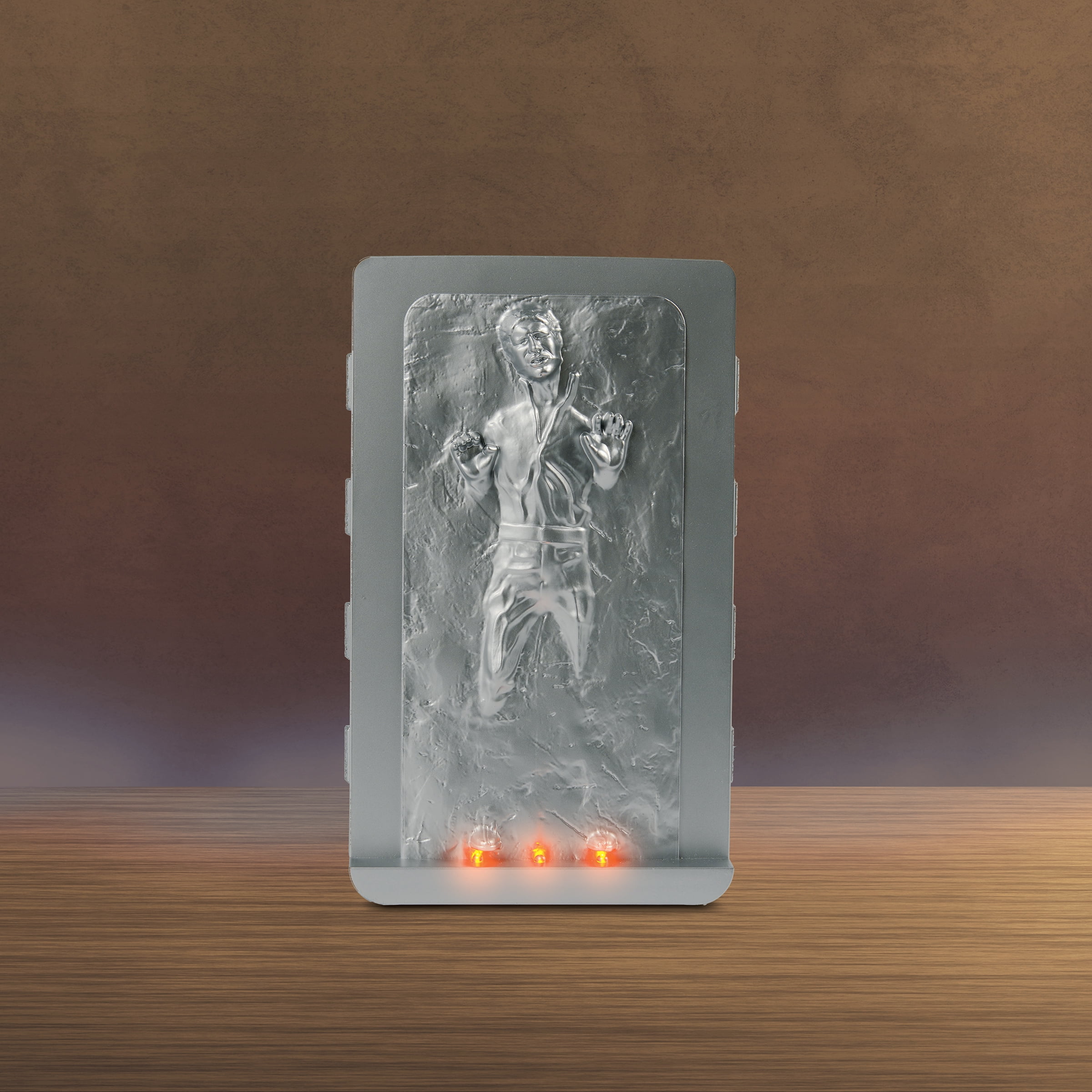 Ukonic  Star Wars Han Solo 4.5L 8xCan Mini Fridge Thermoelectric Cooler Ac/DC