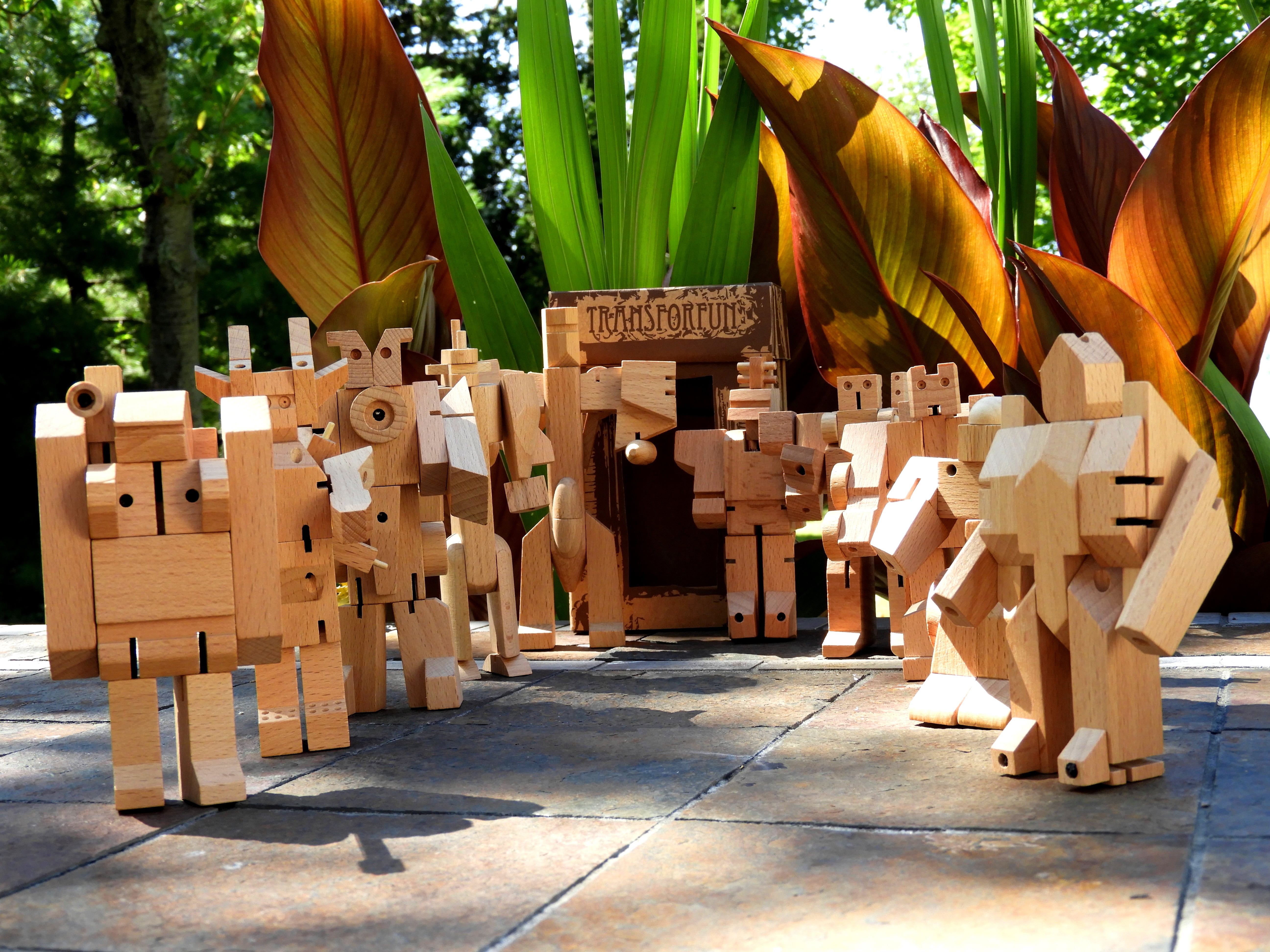 WooBots - Wooden Robot Transforms into a Tank