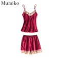 thumbnail image 1 of Nuevo 4 traje Sra. Pijamas de seda sexy Ropa de ocio Camisón Mujer Bud Pijamas de seda Trajes Primavera y verano xuanjing unisex, 1 of 2