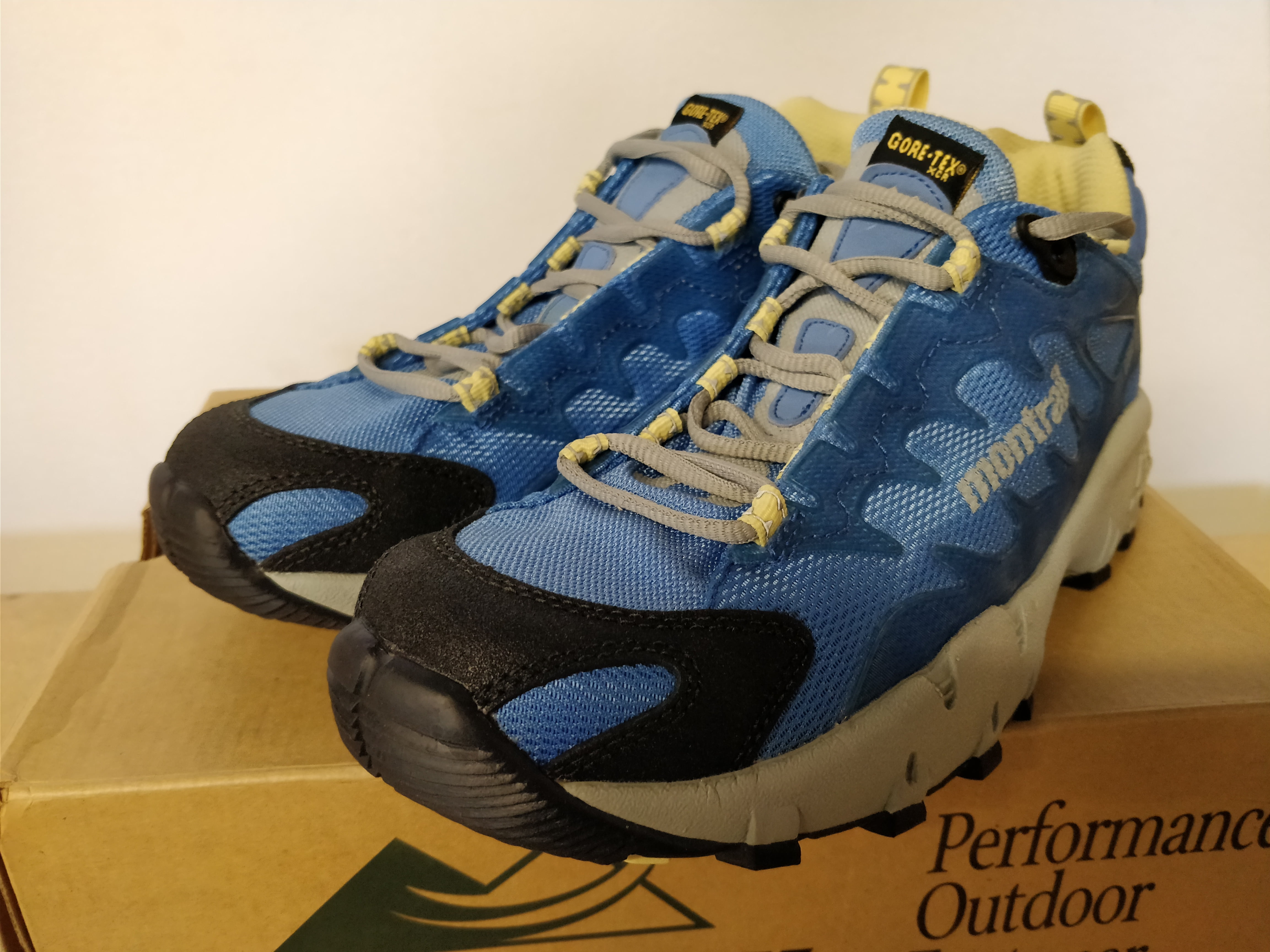 Montrail Women's Hurricane Ridge XCR 