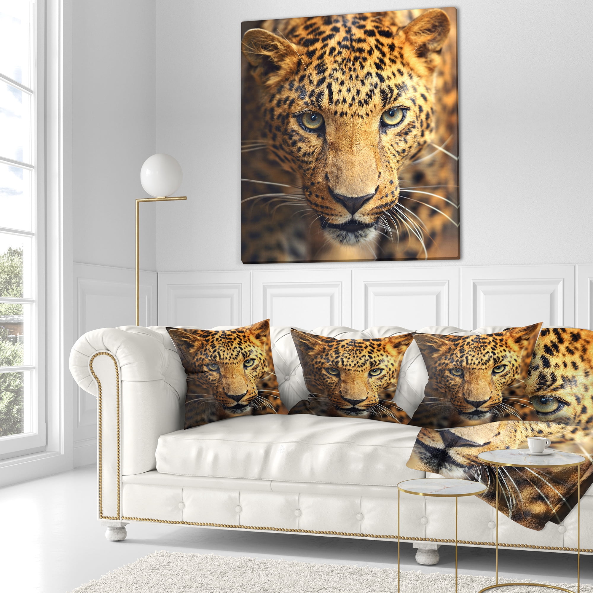 Designart Leopard Face Close Up - Abstract Throw Pillow - 18x18