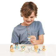 Bluey's Family and Friends - 8 Pack - 2.5-3 Bluey, Bingo, Chilli (Mum) and Dad (Bandit), Honey, Socks, Chloe and Indy Figures