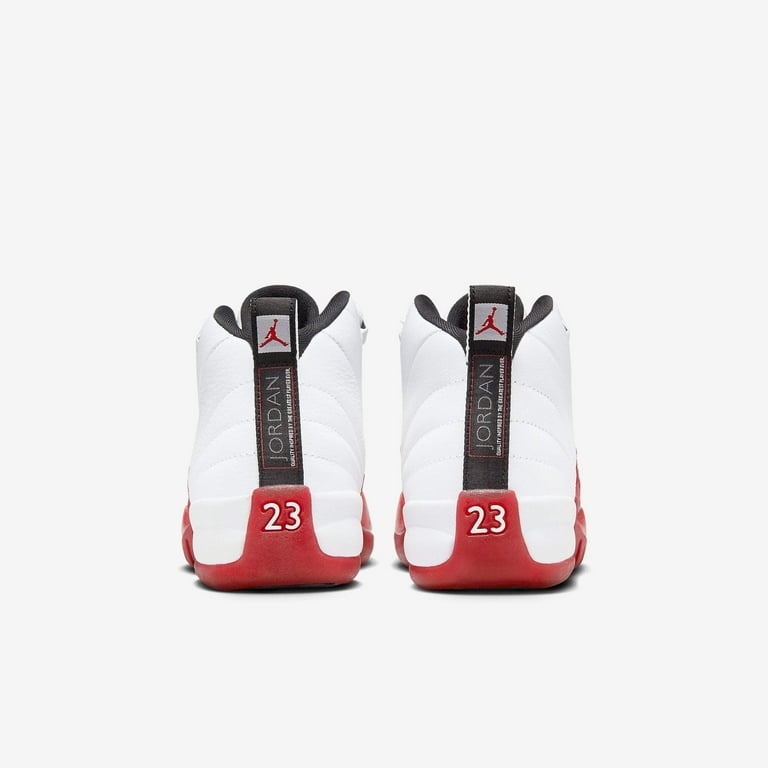 Jordan 12 cherry og online