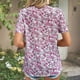 thumbnail image 4 of Blusa de gasa con flores rojas y escote en V de encaje para mujer, manga corta, fondo blanco, detalle de guipur, para citas, 4 of 6