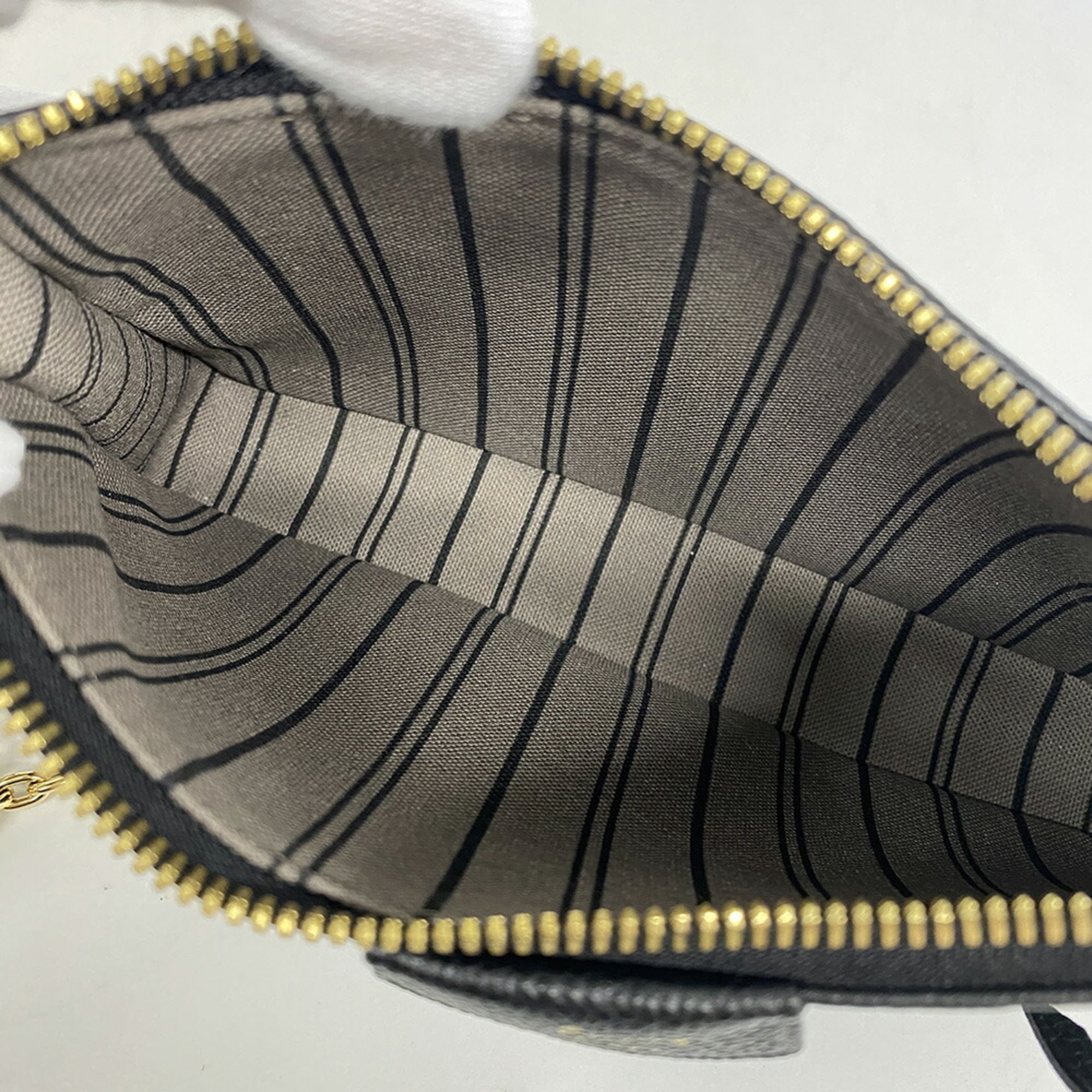 Pre-Owned Louis Vuitton Shoulder Bag Monogram Empreinte Easy Pouch 