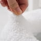 thumbnail image 5 of Asiento de inodoro acolchado lavable, uso invernal, con asa, calentado, Blanco, 5 of 6