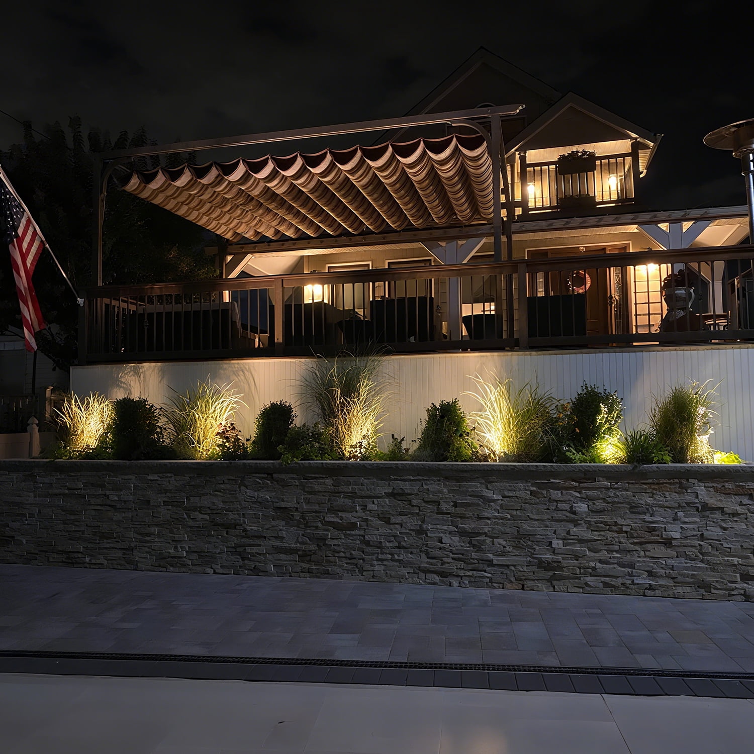 24 Pack Commercial Grade LED In-Ground Well Lights with Anti-Glare Grille, 6W Low Voltage Landscape Lighting for Resort, Park, IP67 Waterproof, 3000K Warm White, Oil Rubbed Bronze