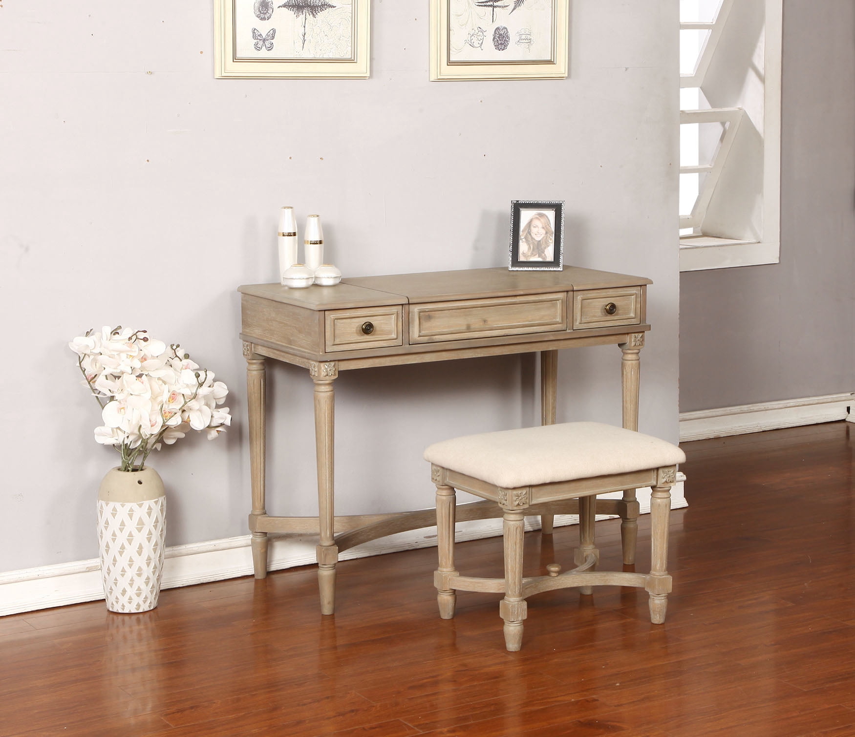Linon Cyndi Gray Wash Vanity