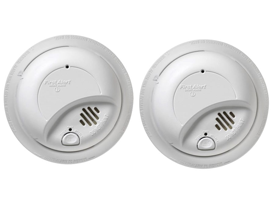 First Alert Hardwired Smoke Alarm with Battery Backup 2 PACK