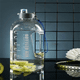 thumbnail image 2 of ¡Venta caliente! Cubo de toneladas de capacidad súper grande Taza de agua de toneladas Botella de agua de fitness de alto valor Cubo Dundun de Internet resistente a altas temperaturas, 2 of 4