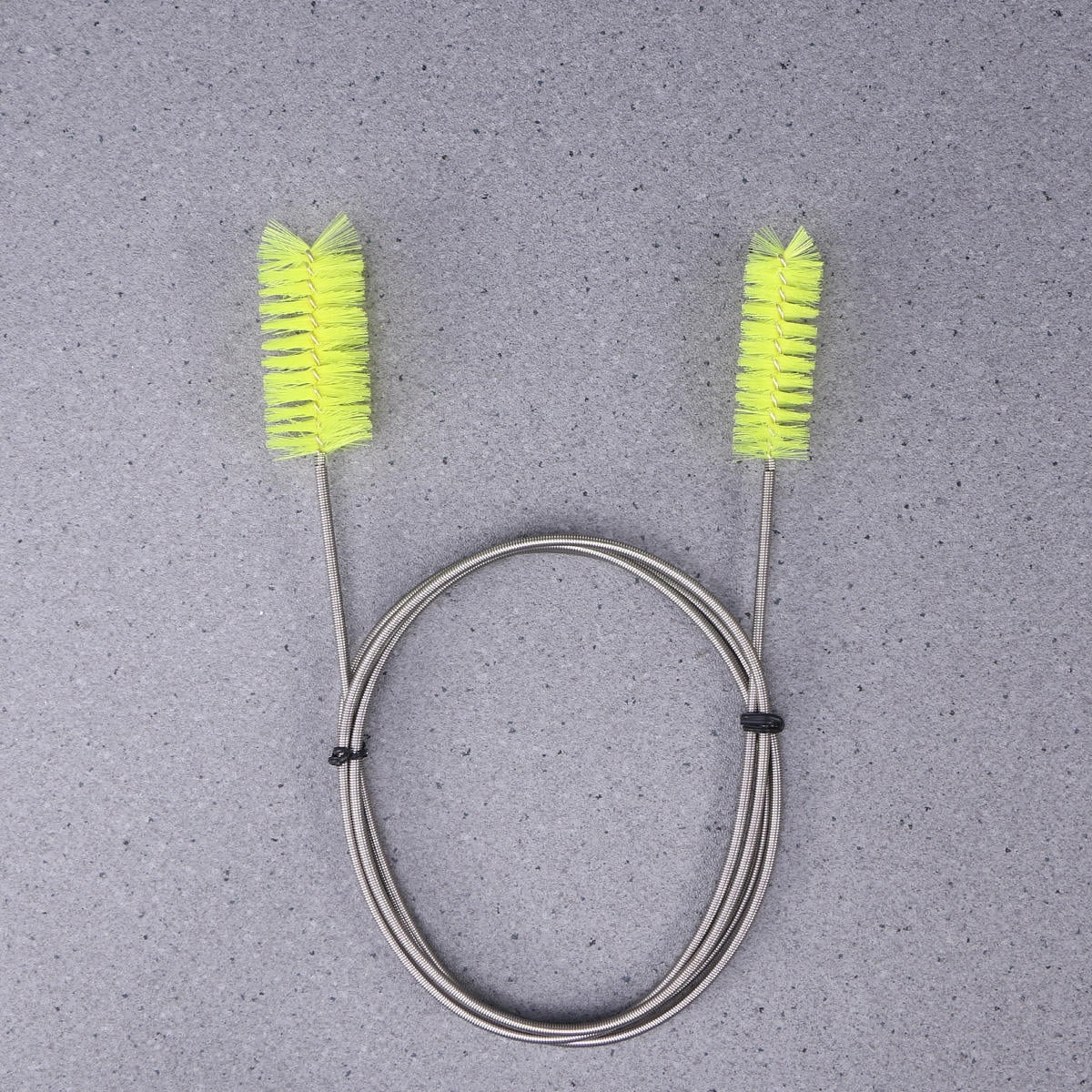 Healifty Flexible Double-Ended Water Hose Brush in Yellow, Ideal for Cleaning Pipe Interiors and Hard-to-Reach Areas