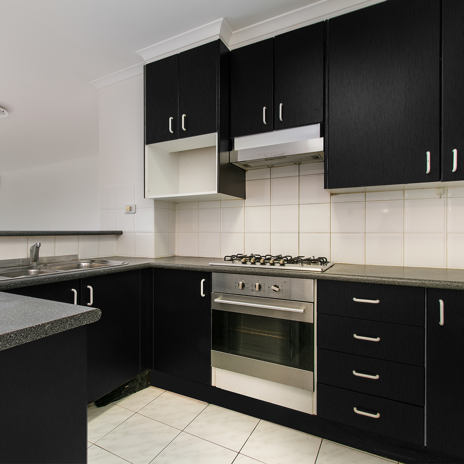 VEELIKE Black Brushed Stainless Steel Contact Paper for Kitchen Removable Black Peel and Stick Wallpaper for Countertops Waterproof Contact Paper for Bedroom Cabinets 15.7''x354''