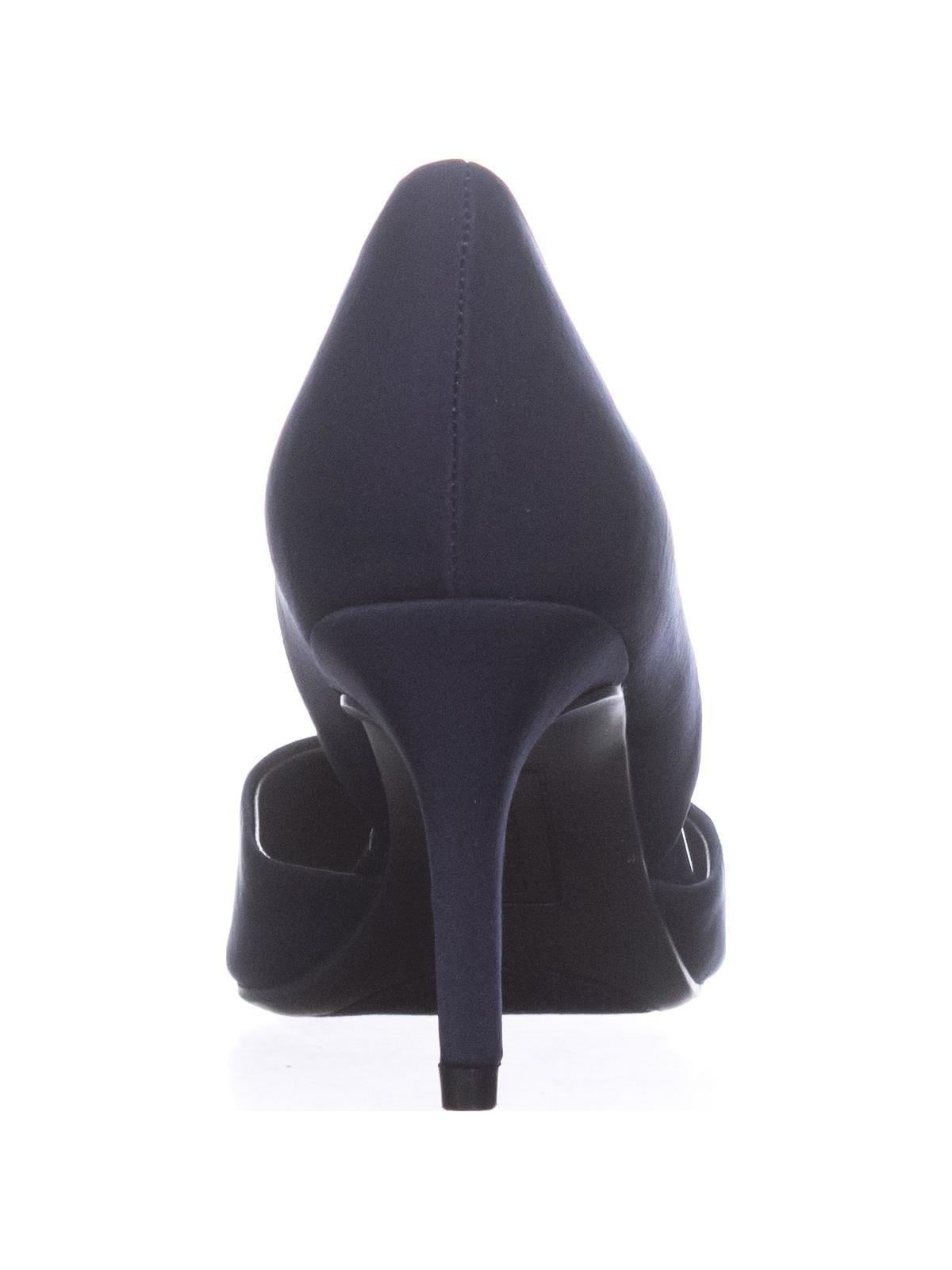 bandolino navy pumps