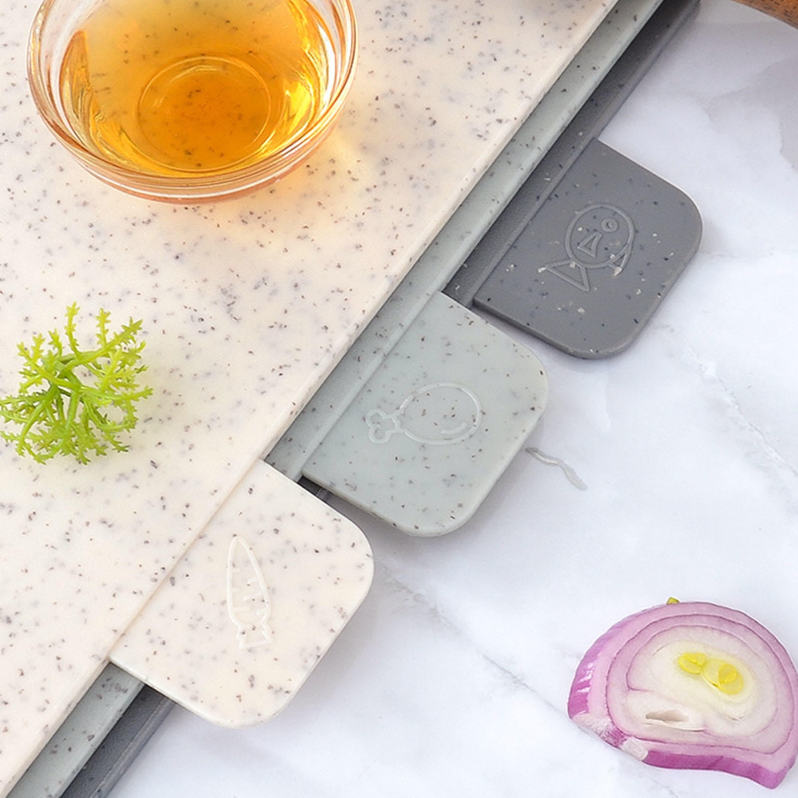 BIMZUC 3-Piece Plastic Cutting Board Set – Smooth, Non-Slip, Space-Saving – Ideal for Vegetables, Fruits & Meats