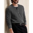 thumbnail image 2 of Camiseta de manga larga con solapa y rayas de color liso para hombre, ideal para otoño e invierno - Prenda informal oversize de poliéster, 2 of 6