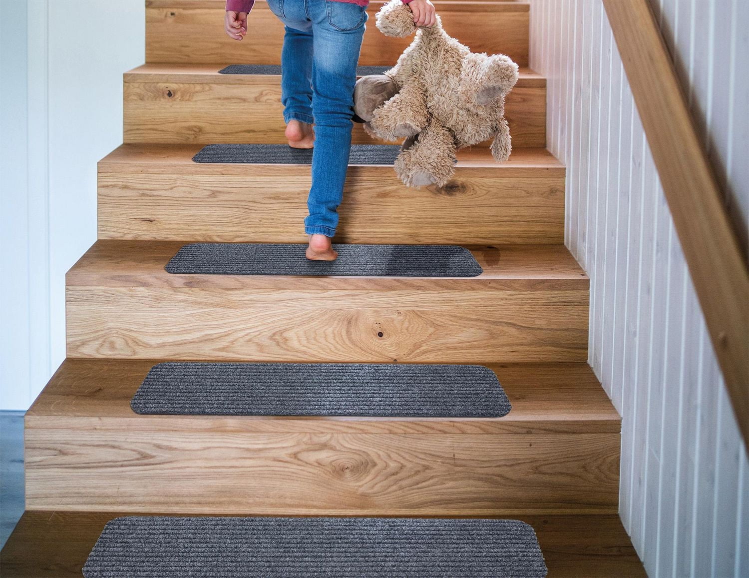 Tapis utilitaire et nervuré pour le escaliers de la collection Lifesaver