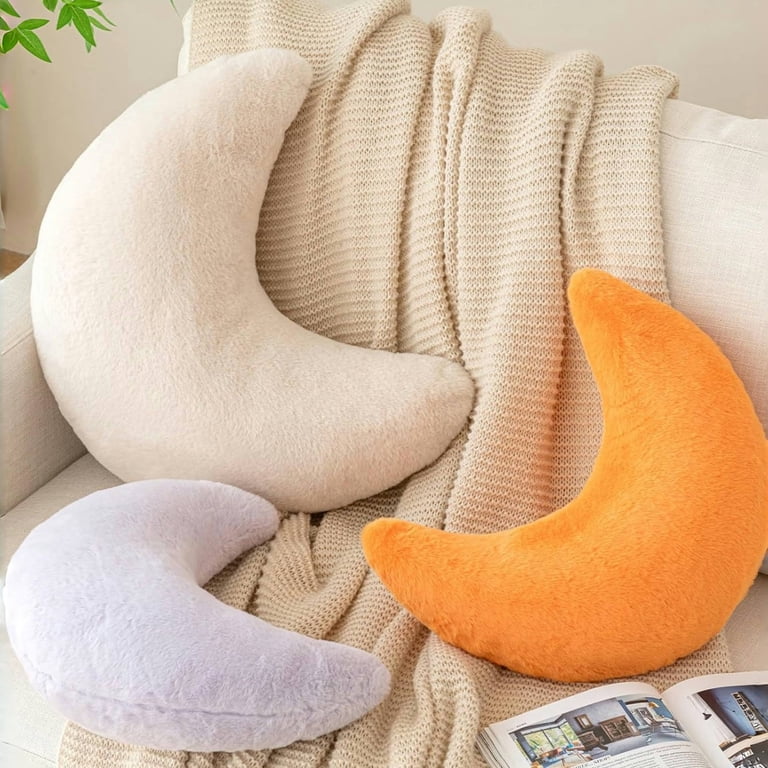 SUSIELADY Plush Moon Pillow, Soft and Cozy Crescent Moon Shaped
