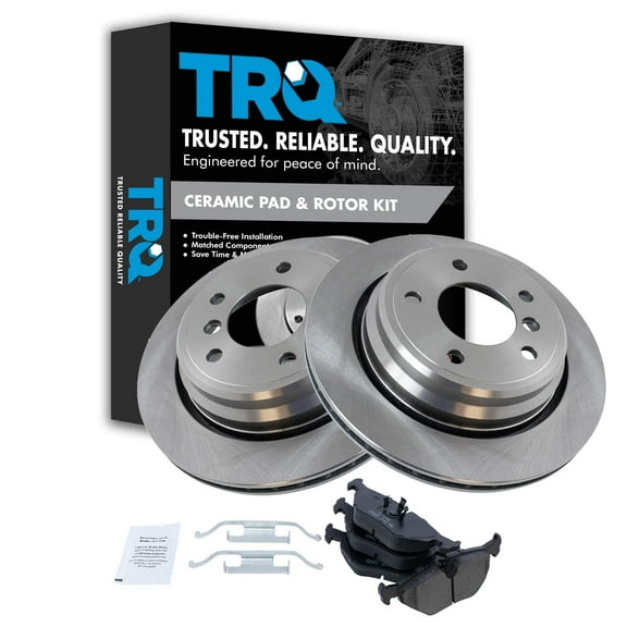 TRQ Rear Brake Pad & Rotor Kit Brake Pads Brake Rotor Ceramic Fits Select 2001-2003 BMW 525i 1997-2000 528i 530i 1997-2003 540i