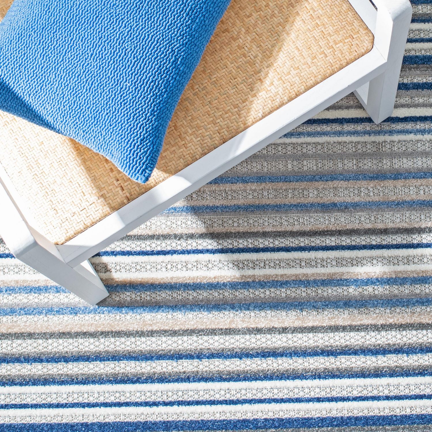 Safavieh Cabana Siomha Striped Outdoor Area Rug