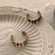 thumbnail image 1 of Pendientes de acrílico con diseño de cebra exagerados a la moda para mujer, anillo de oreja hipoalergénico con personalidad, joyería de fiesta, nueva tendencia 2021 Tan Jianjun unisex, 1 of 2