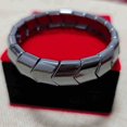 thumbnail image 2 of Pulsera de hematita para hombre. Pulsera de hematita natural. Pulseras con cuentas. Un regalo masculino ideal para él o ella., 2 of 3