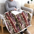 thumbnail image 2 of Awdenio Variété de Couverture Magique Cape Portable Couverture Paresseuse Double Couverture Attrape, 2 of 3