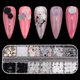 thumbnail image 1 of 1 caja de decoración de uñas 3D blanca y negra con flores y parte trasera plana con patrón de encaje, elegantes dijes de mariposa, rosas brillantes con diamantes de imitación transparentes y cuentas d, 1 of 1