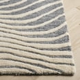 thumbnail image 4 of SAFAVIEH Ebony Baldric Geometric Area Rug, Gray/Ivory, 6' x 6' Square, 4 of 11