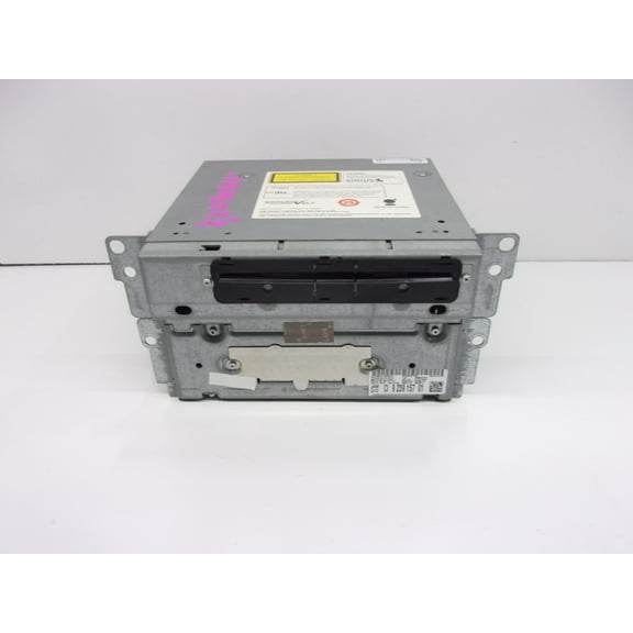 Pre-Owned 2010-2012 BMW 750 Satellite HD Radio Receiver CD Player ID 65129239 OEM (Good)
