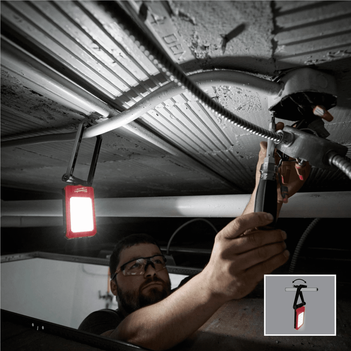 Milwaukee Tool Rechargeable Low-Profile Magnetic Task Light