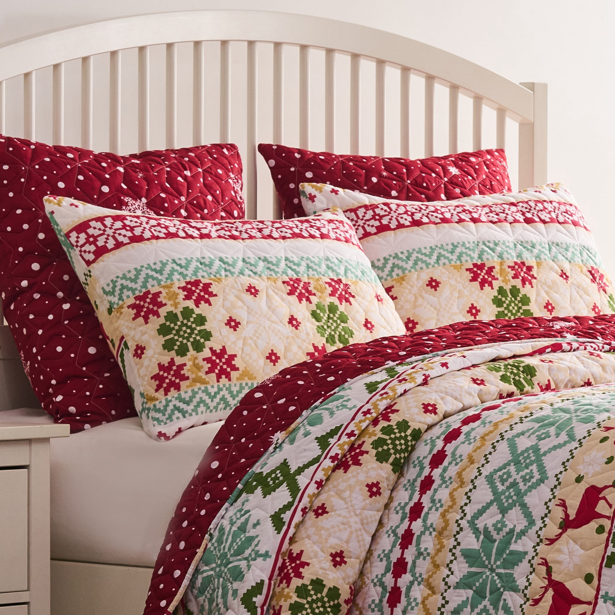 Greenland Home Fashions Fair Isle Holiday Snow Quilted Pillow Sham, Standard
