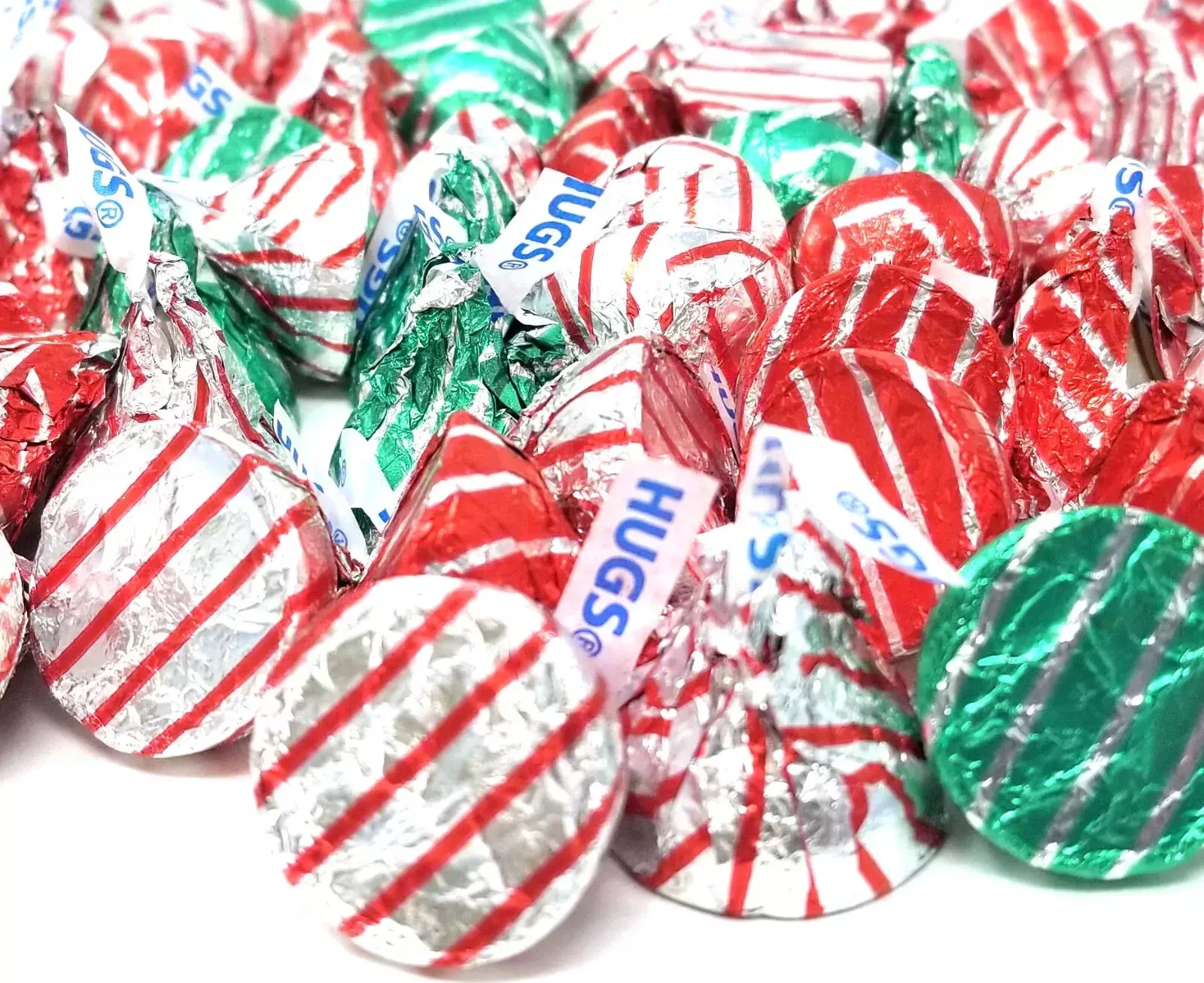 Hershey's Kisses Hugs, Milk Chocolate Hug White Crème Holiday Candy (5 Pounds)
