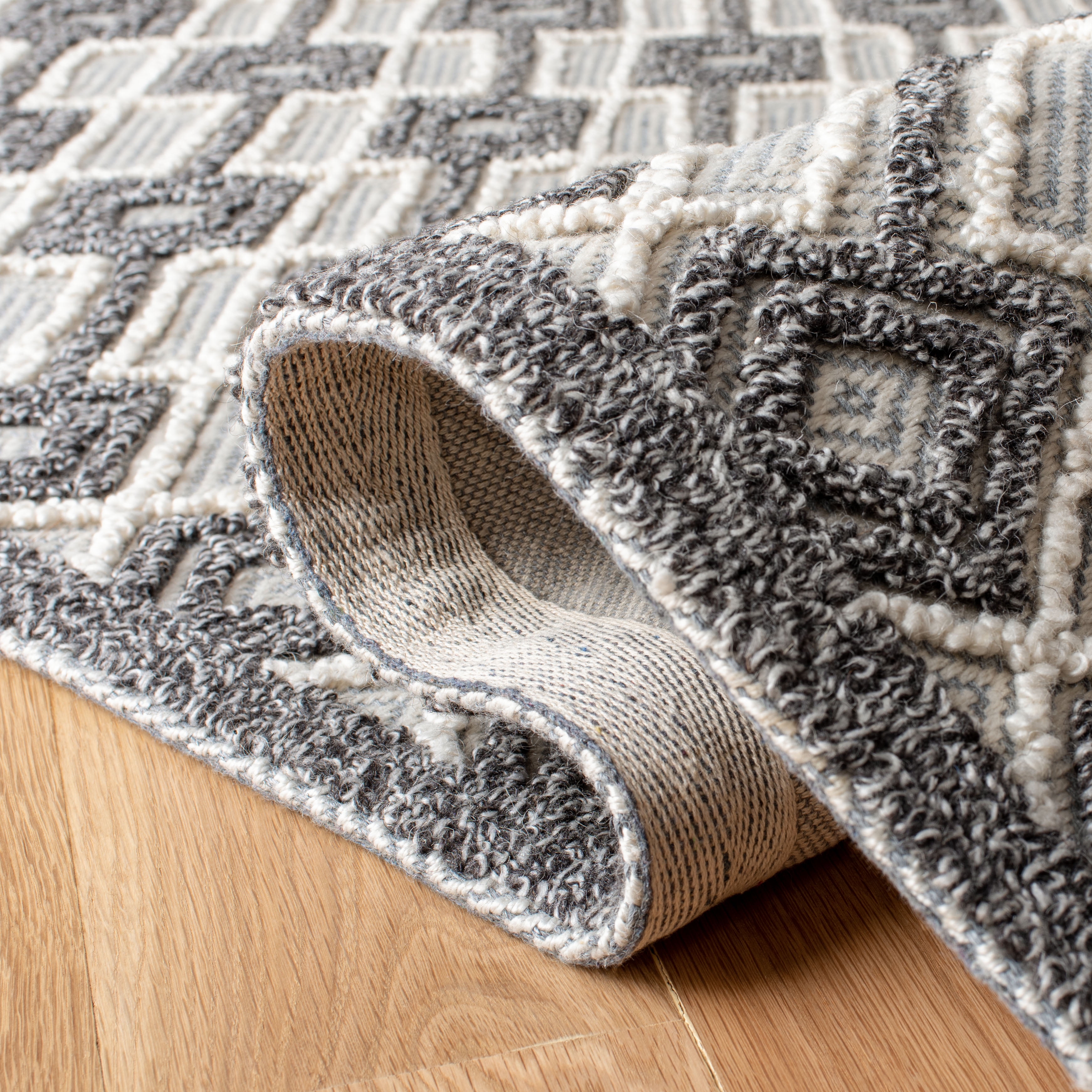 SAFAVIEH Trace Horatio Geometric Runner Rug, Grey/Beige, 2'3" x 8'