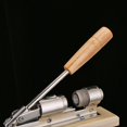 thumbnail image 4 of Bon Outil de Cracker de Noix de Pécan Robuste, Base et Poignée en Bois, 4 of 5