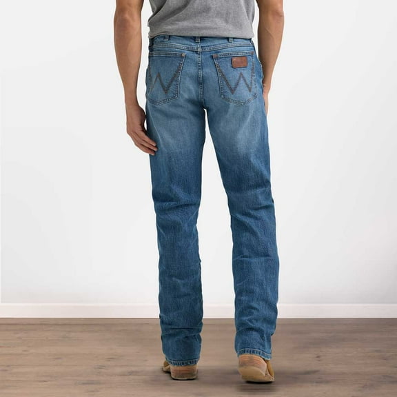 Wrangler Men's Retro 77Mwz Harris Medium Wash Slim Bootcut Stretch Denim Jeans - 112361323 34W x 30L US