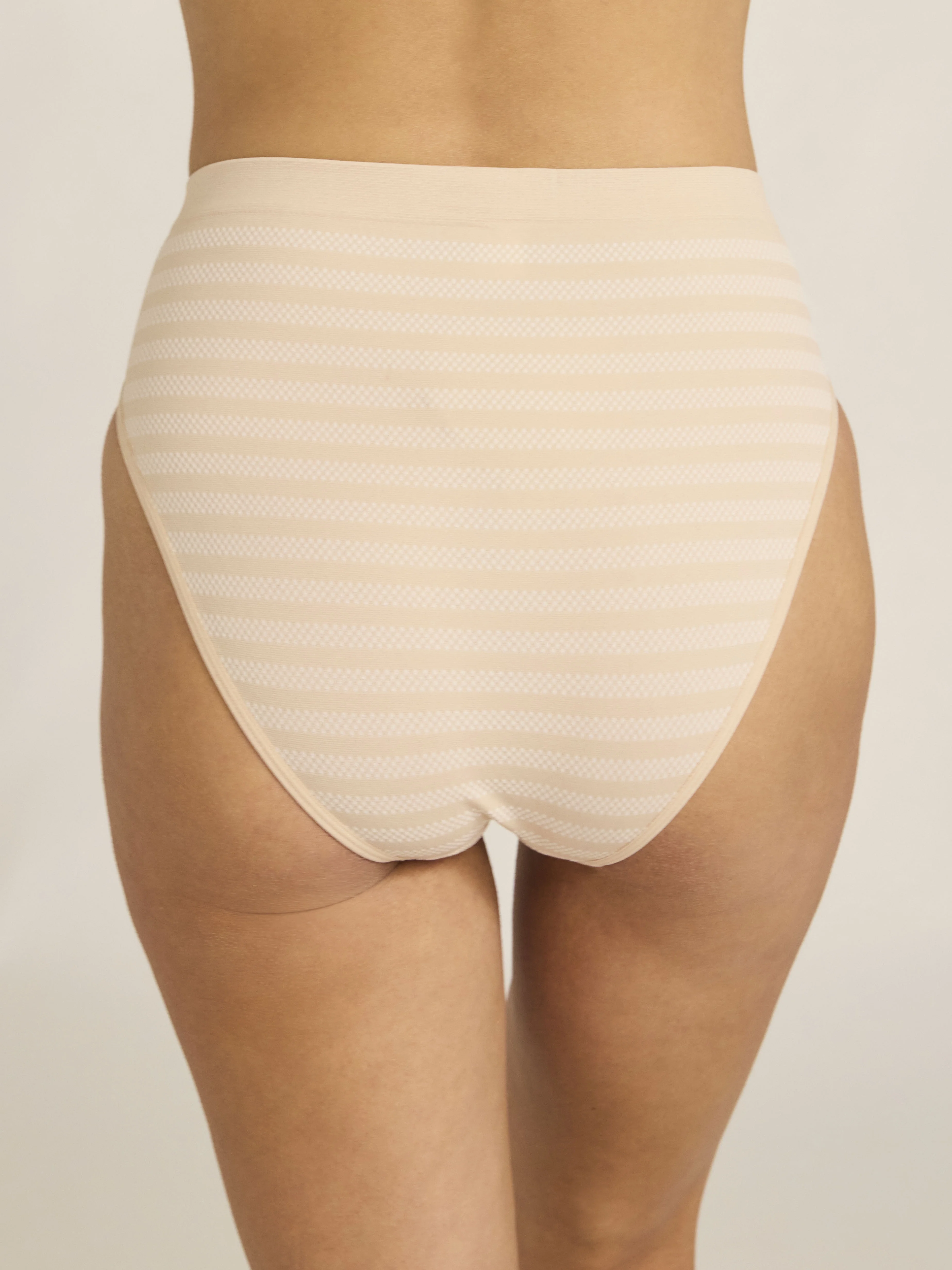 Joyspun Women's Seamless High Cut Panties, 6-Pack, Sizes XS-XXXL