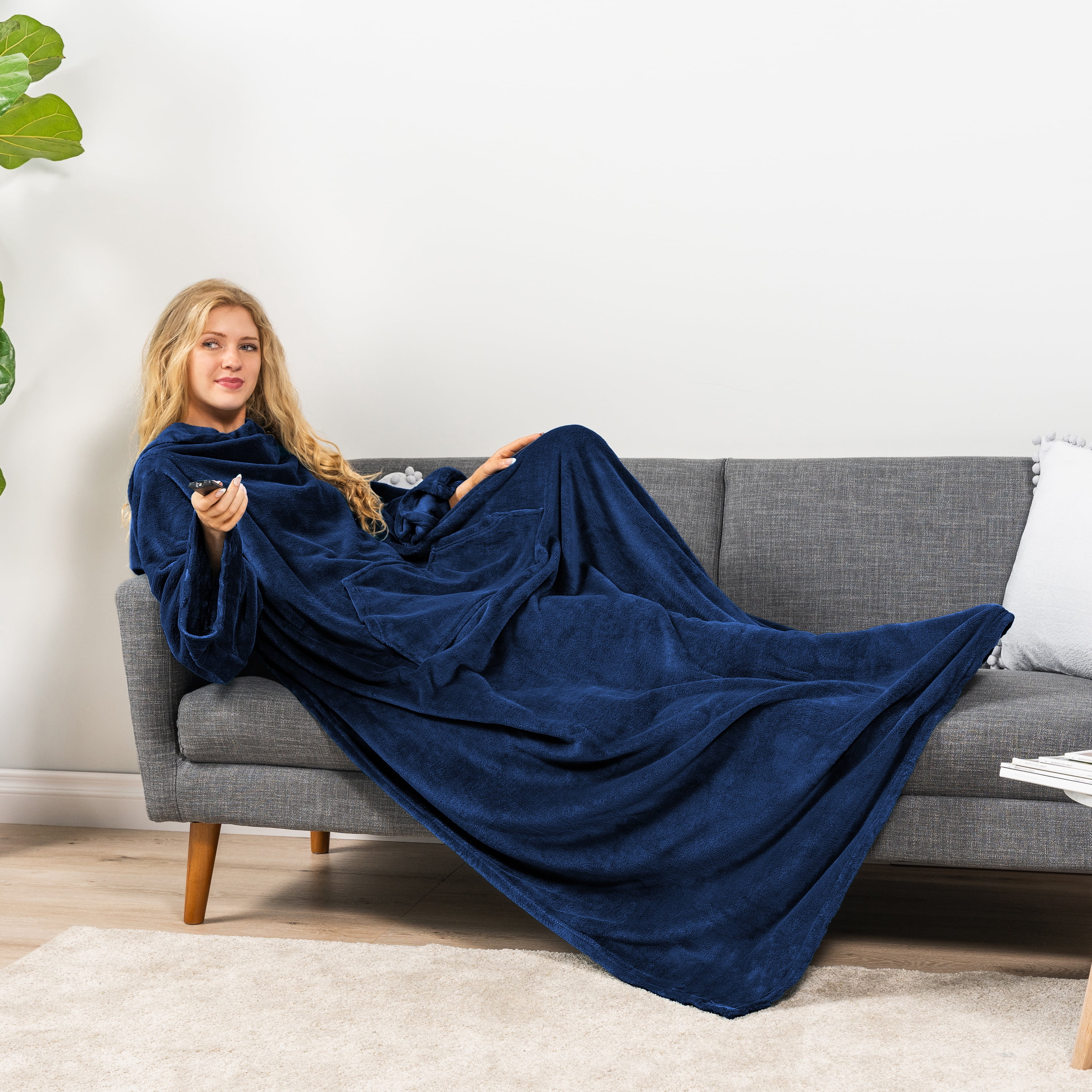 PAVILIA Navy Blue Fleece Wearable Blanket with Sleeves for Adults Women Men, Soft Warm Full Body Wrap Throw, Sweatshirt Pocket, Cozy Pullover Robe Blanket with Arm, Gifts for Christmas Mom Wife