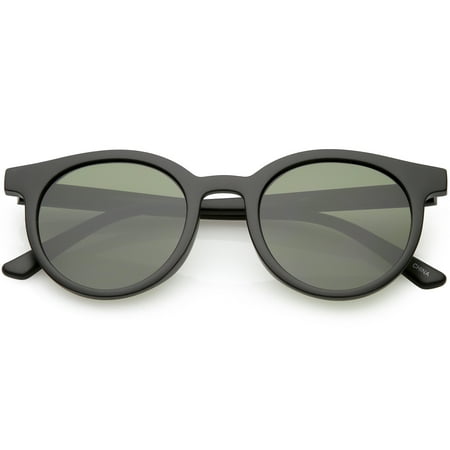 Retro Horn Rimmed Sunglasses Round Neutral Colored Flat Lens 51mm (Matte Black / Green)