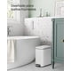thumbnail image 3 of SONGMICS Bote de Basura, Cubo de Baño Pequeño de 10 L con Tapa, Cubo de Inodoro con Pedal, para Espacios Pequeños, Marco de Acero, Blanco LTB561W10V1, 3 of 5