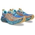 thumbnail image 2 of Zapatillas para correr ASICS Noosa TRI 16 para mujer, azul naturaleza/naranja desvanecido, 2 of 9