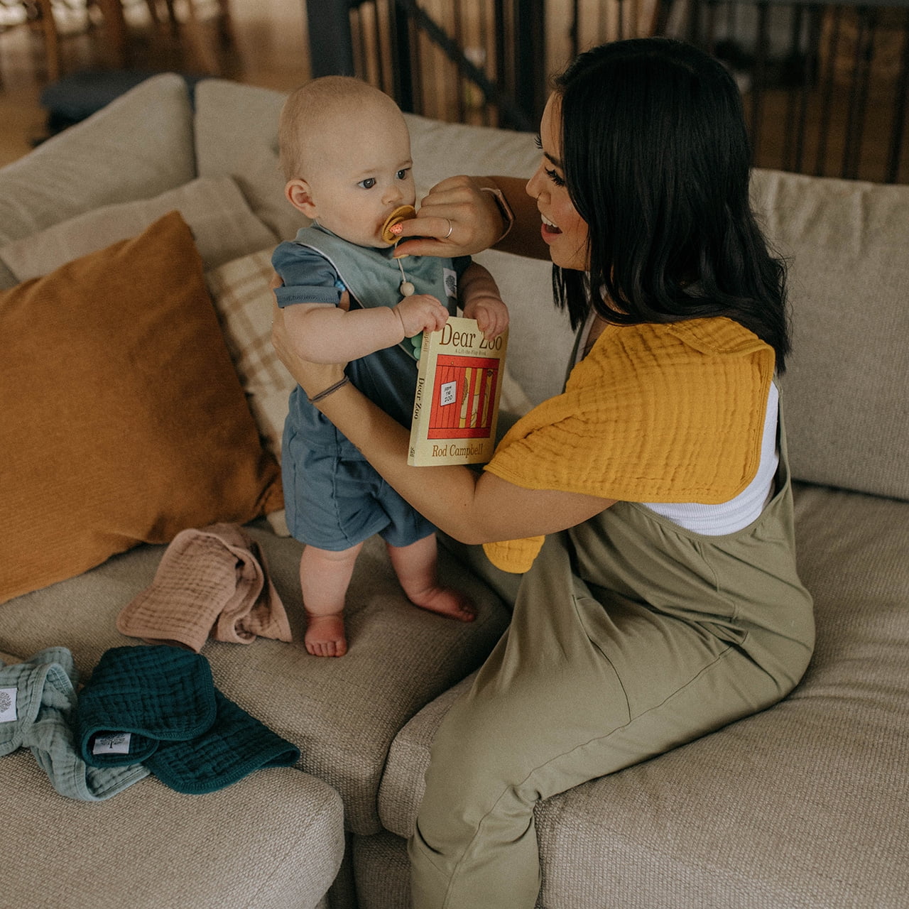 Parker Baby Co. Muslin Burp Cloths, 100% Cotton, Large, Soft & Absorbent Baby Burp Cloths for Boys & Girls, Dune Set, 4 Pack