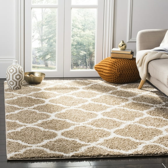 SAFAVIEH New York Ruben Geometric Quatrefoil Area Rug, Dark Beige/Ivory, 4' x 6'
