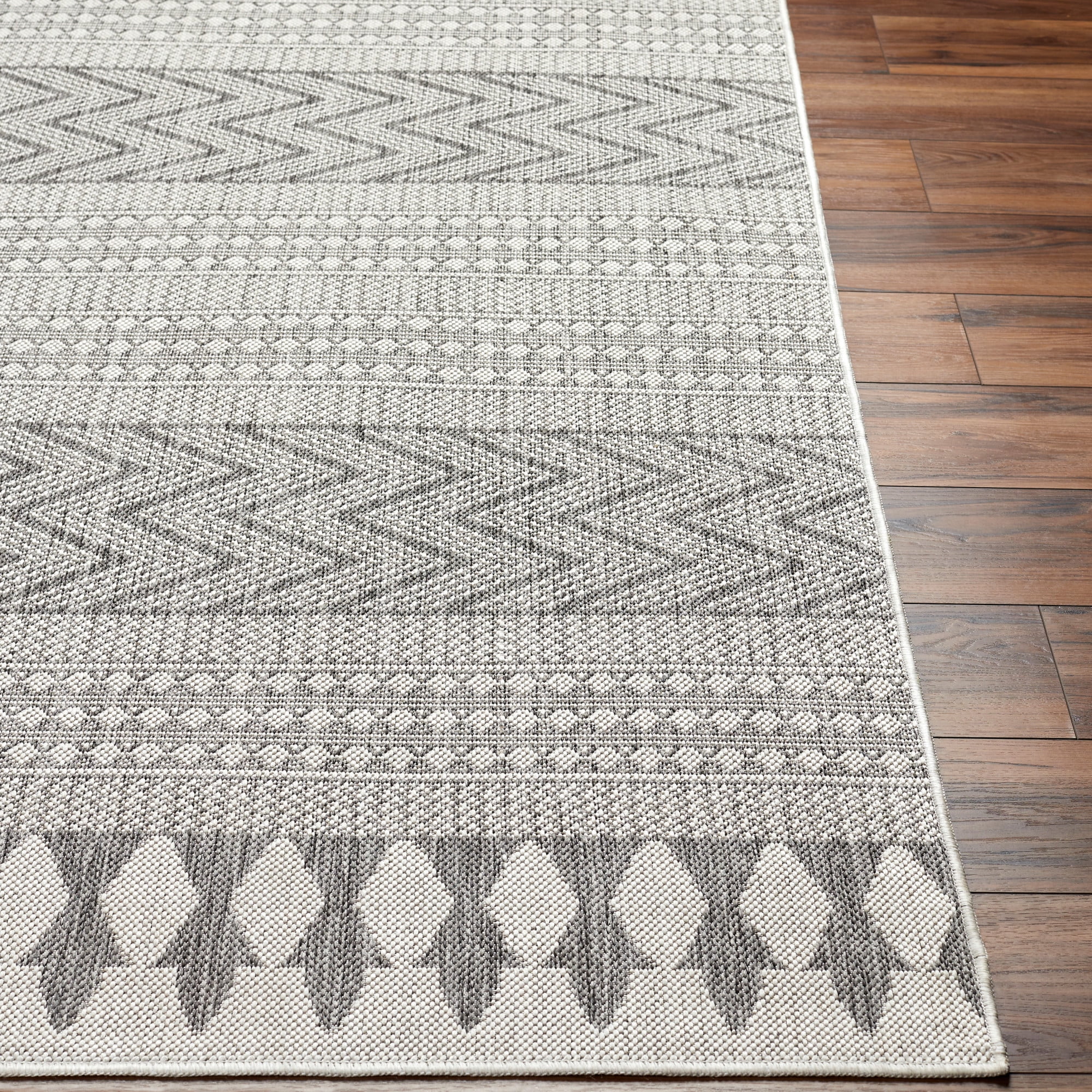 Artistic Weavers Long Beach Area Rug, Medium Gray, 6'7" x 9'