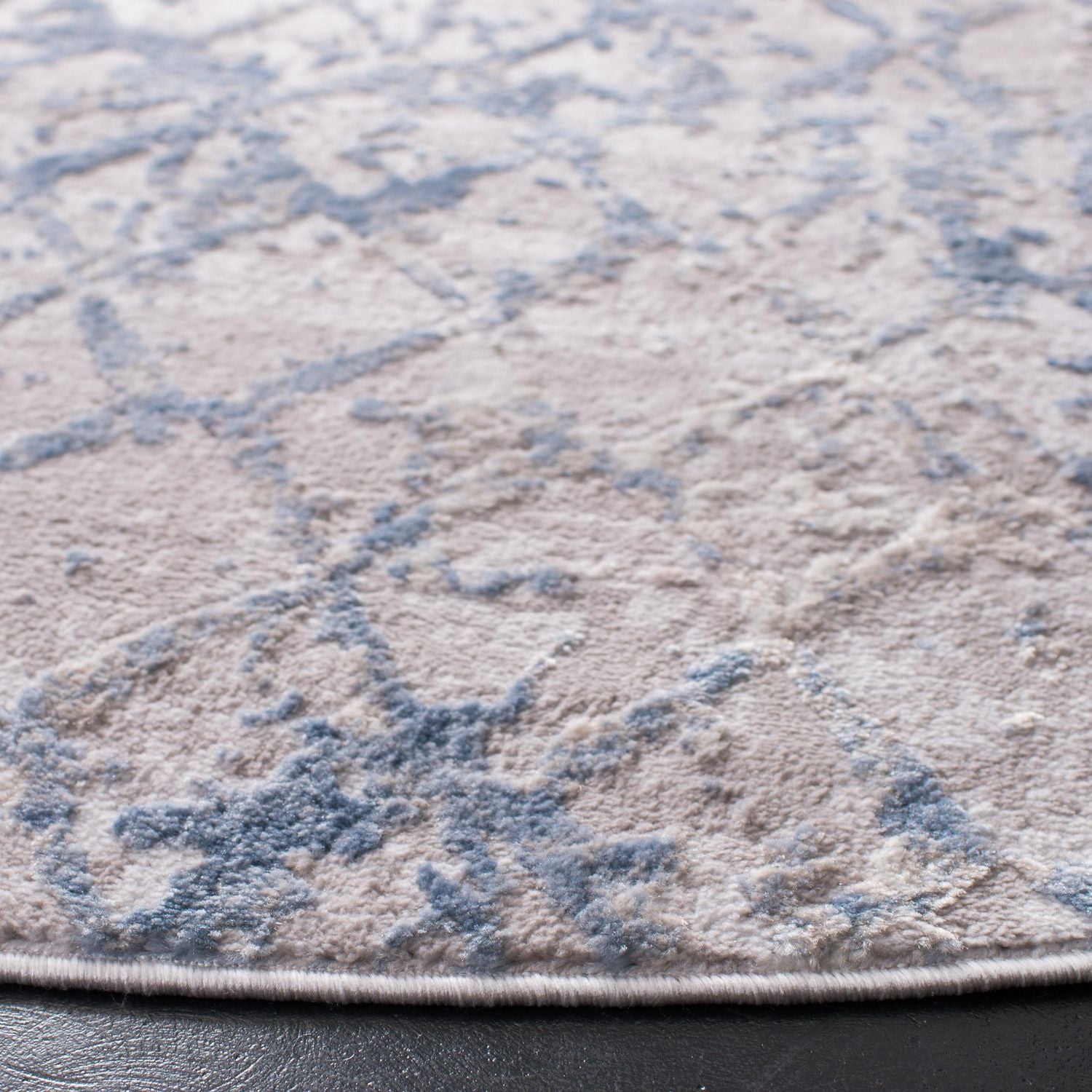 SAFAVIEH Amelia Rosyln Tapis Abstrait