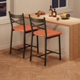 thumbnail image 3 of Sillas de barra modernas con respaldo, taburetes altos con respaldo tapizados en cuerina, estructura metálica resistente y reposapiés cómodo, ideales para cocina, isla, comedor o cafetería, 3 of 6