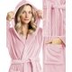 thumbnail image 3 of Bata NY Threads talla grande, rosa claro, felpa ligera con capucha, 3 of 6