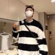 thumbnail image 1 of Suéter grueso de otoño e invierno para hombre, estilo coreano, moderno, suelto, tejido de punto japonés, abrigo de invierno holgado, 1 of 5
