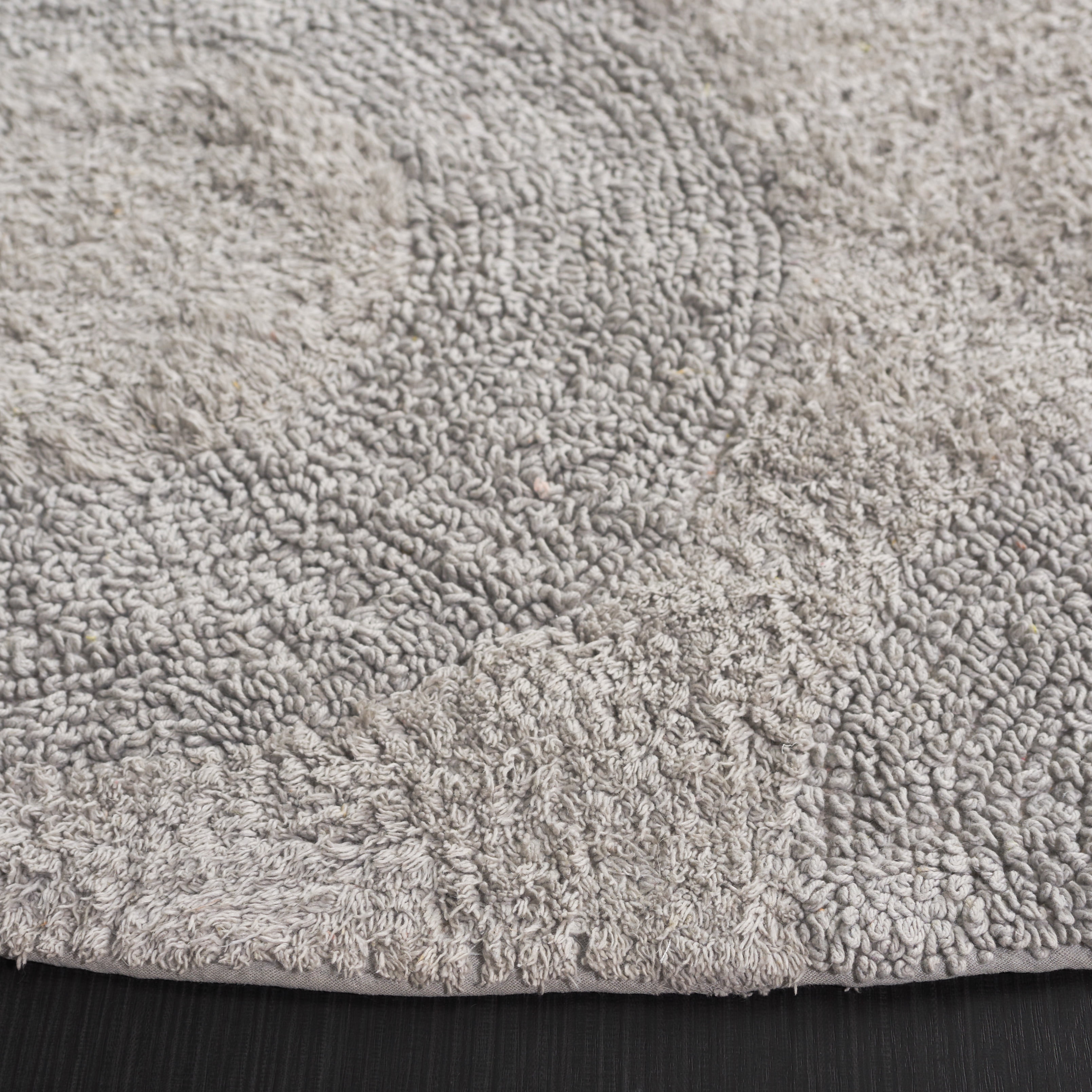 SAFAVIEH Easy Care Hemming Geometric Area Rug, Gray, 6' x 6' Round